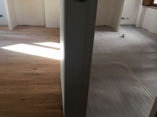 Installation du nouveau parquet sur la sous couche